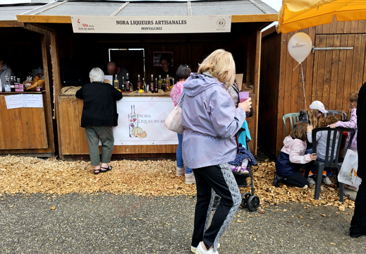 fTDM-6e stand nora-liqueurs-artisanales montalchez (2767 visites) fTDM-6e stand nora-liqueurs-artisanales montalchez